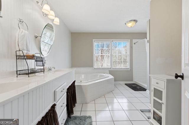 4135 Catawba Ridge, Gainesville, GA 30506