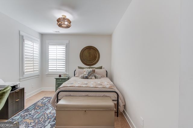 7033 Manchester Drive, Flowery Branch, GA 30542