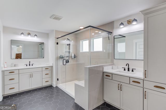 7033 Manchester Drive, Flowery Branch, GA 30542