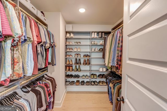 7033 Manchester Drive, Flowery Branch, GA 30542