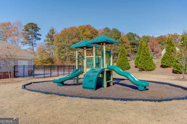 7033 Manchester Drive, Flowery Branch, GA 30542