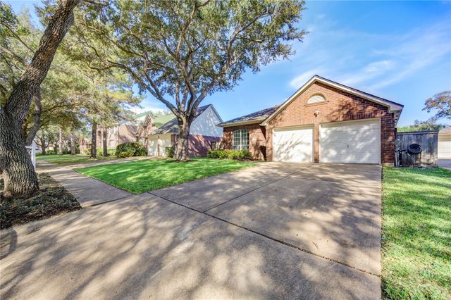 4534 Forest Home Drive, Missouri City, TX 77459