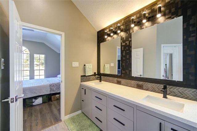 4534 Forest Home Drive, Missouri City, TX 77459