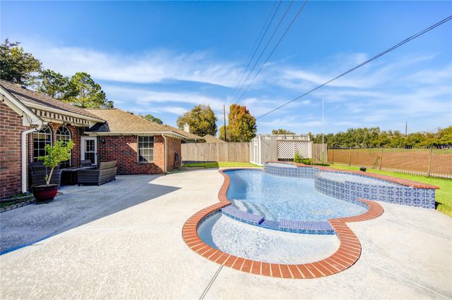 4534 Forest Home Drive, Missouri City, TX 77459