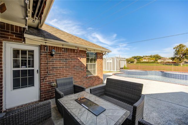 4534 Forest Home Drive, Missouri City, TX 77459