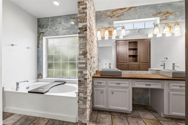 11443 Outpost Cove Drive, Willis, TX 77318