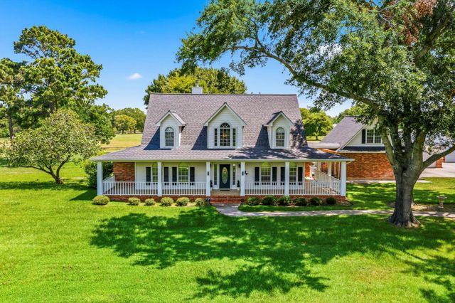 11443 Outpost Cove Drive, Willis, TX 77318