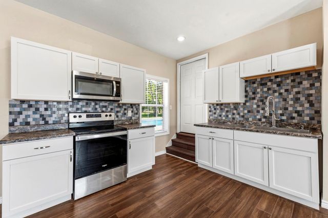 11443 Outpost Cove Drive, Willis, TX 77318