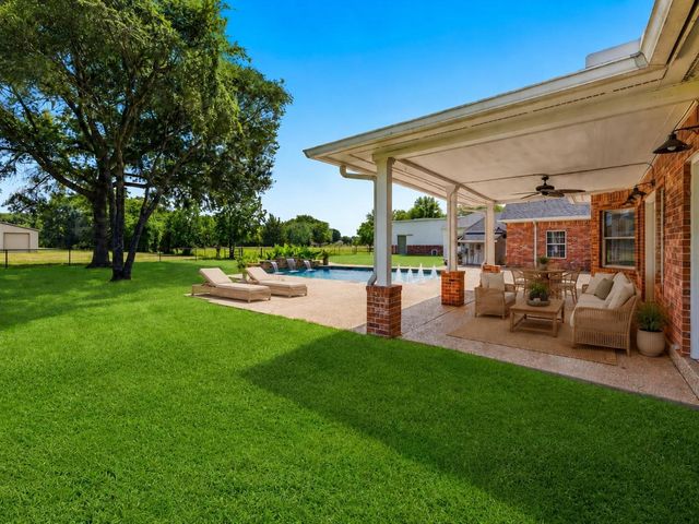 11443 Outpost Cove Drive, Willis, TX 77318
