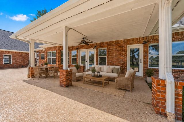 11443 Outpost Cove Drive, Willis, TX 77318