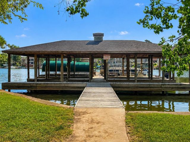 11443 Outpost Cove Drive, Willis, TX 77318
