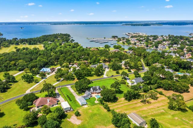 11443 Outpost Cove Drive, Willis, TX 77318