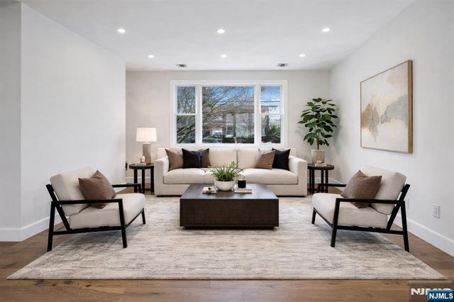 229 Sutton Place, New Milford, NJ 07646