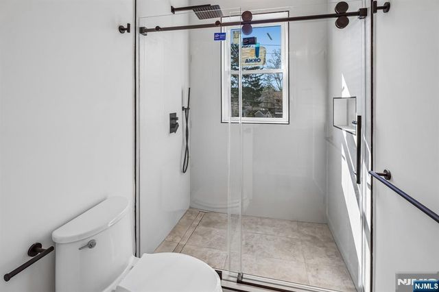 229 Sutton Place, New Milford, NJ 07646