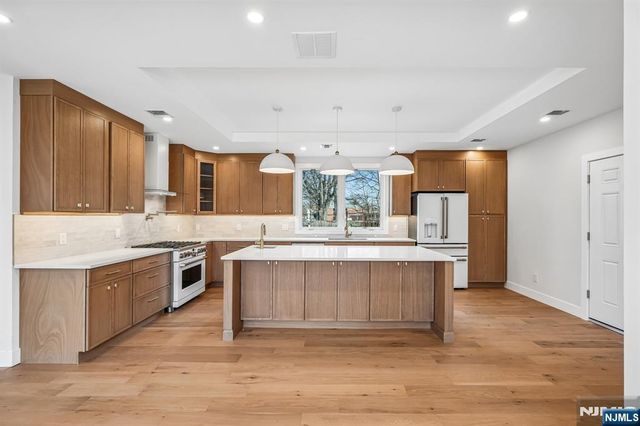 229 Sutton Place, New Milford, NJ 07646