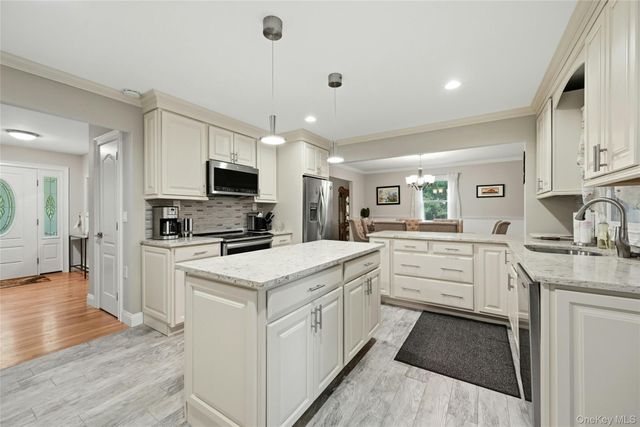 135 Oakwood Road, Port Jefferson, NY 11777