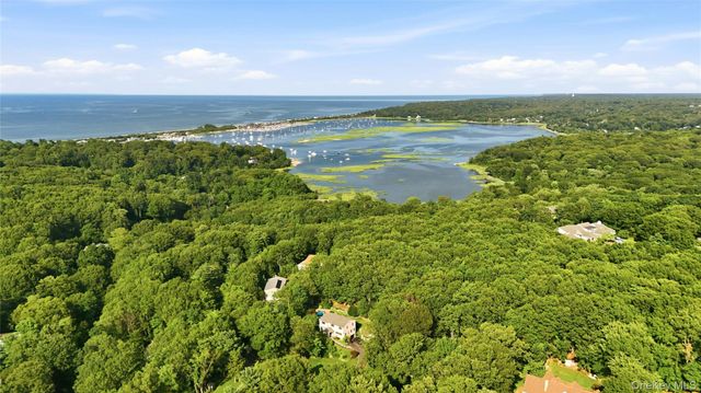135 Oakwood Road, Port Jefferson, NY 11777