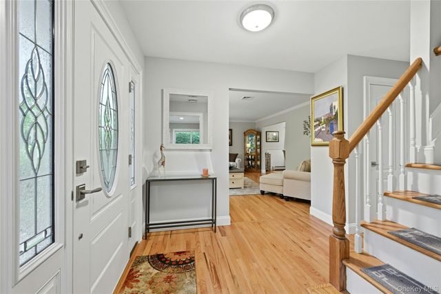 135 Oakwood Road, Port Jefferson, NY 11777