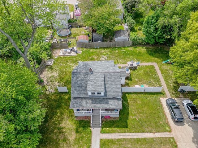 136 Collins St, Attleboro, MA 02703