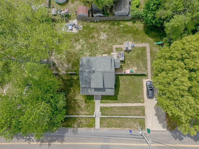 136 Collins St, Attleboro, MA 02703