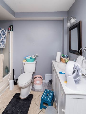 136 Collins St, Attleboro, MA 02703