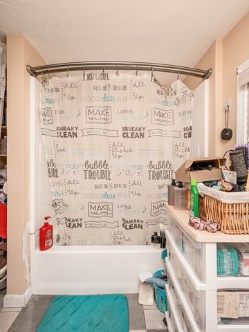 136 Collins St, Attleboro, MA 02703