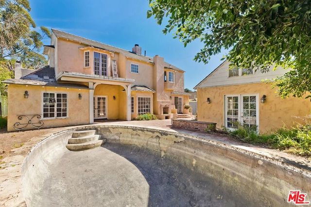 165 Veteran Avenue, Los Angeles, CA 90024