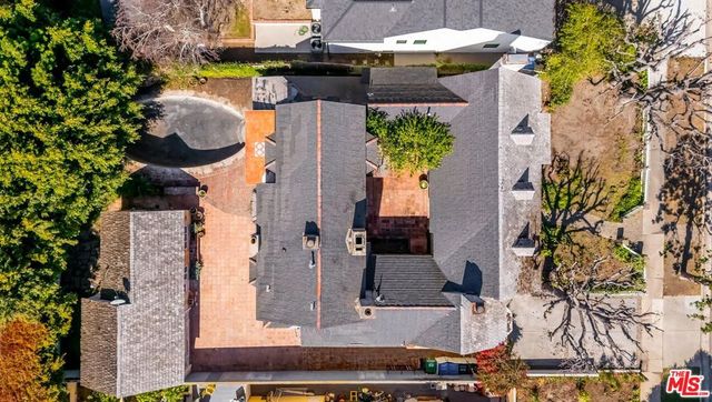 165 Veteran Avenue, Los Angeles, CA 90024