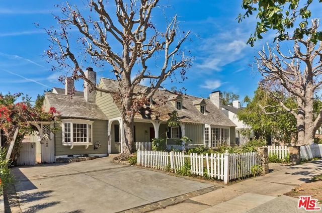 165 Veteran Avenue, Los Angeles, CA 90024