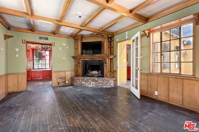 165 Veteran Avenue, Los Angeles, CA 90024