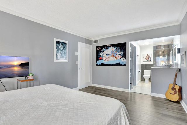 860 SE 6th Avenue 104, Deerfield Beach, FL 33441