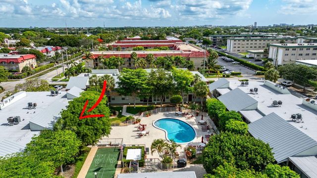 860 SE 6th Avenue 104, Deerfield Beach, FL 33441