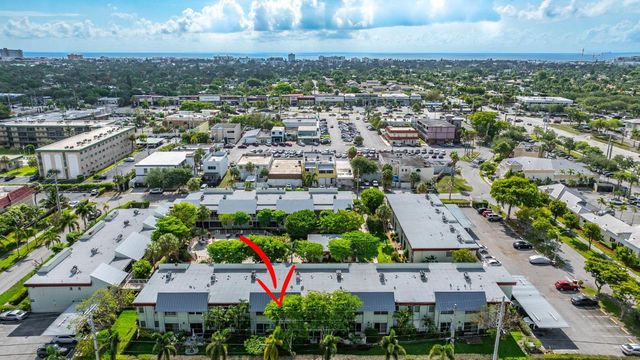 860 SE 6th Avenue 104, Deerfield Beach, FL 33441