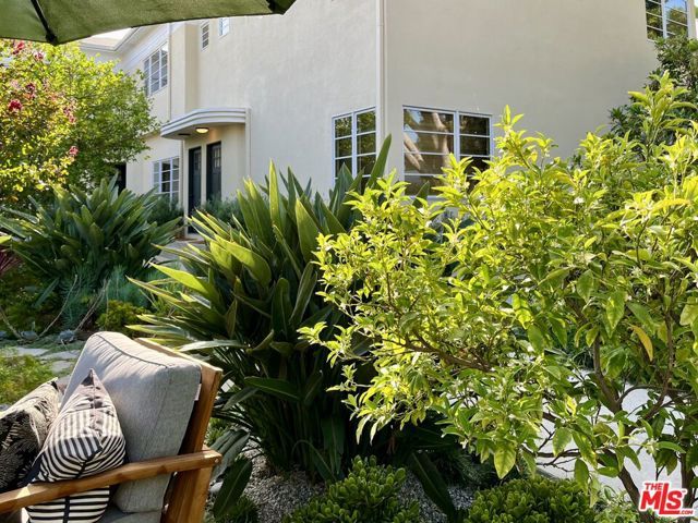 464 N Harper Avenue, Los Angeles, CA 90048