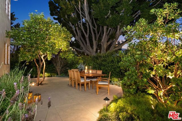 464 N Harper Avenue, Los Angeles, CA 90048