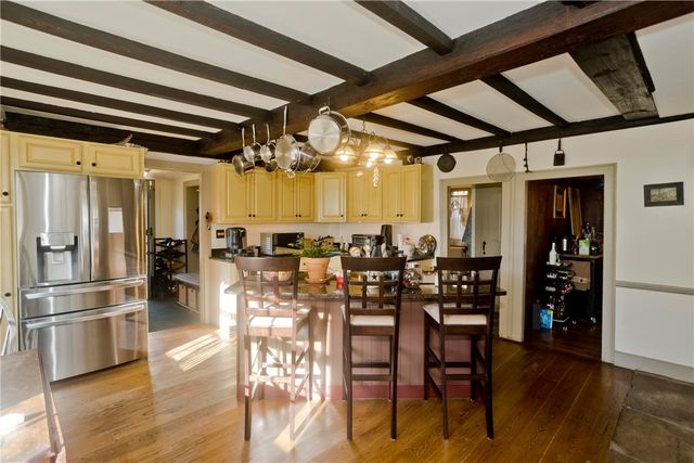 175 Huntinghouse Road, Glocester, RI 02857