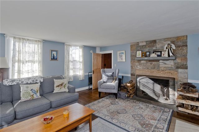 175 Huntinghouse Road, Glocester, RI 02857