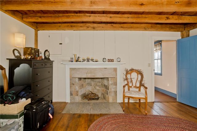 175 Huntinghouse Road, Glocester, RI 02857