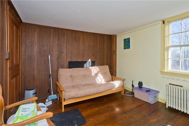 175 Huntinghouse Road, Glocester, RI 02857