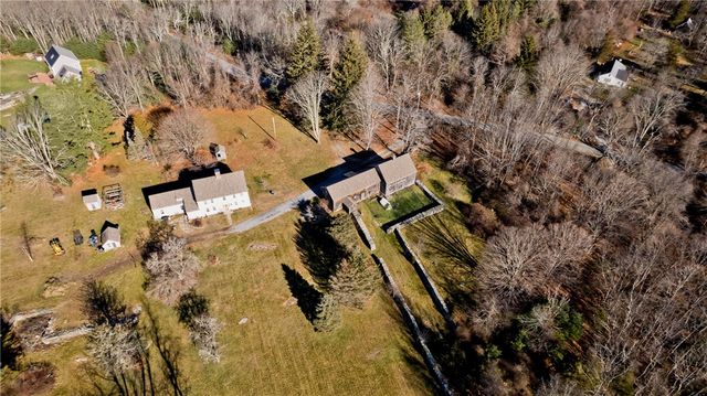 175 Huntinghouse Road, Glocester, RI 02857