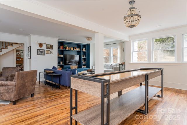 287 Church Road, Fairview, NC 28730