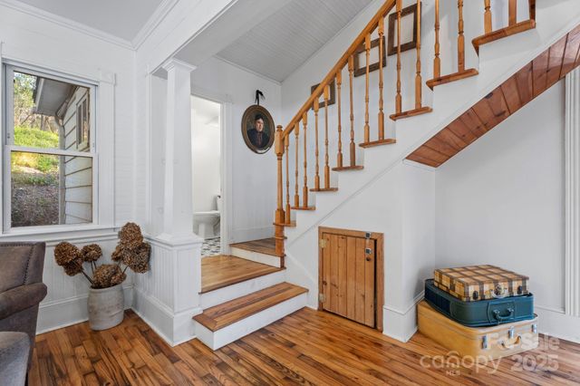 287 Church Road, Fairview, NC 28730