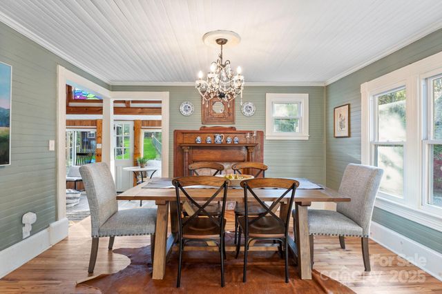 287 Church Road, Fairview, NC 28730