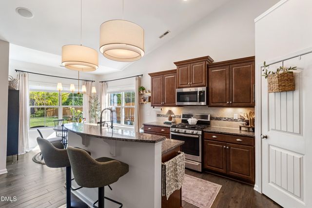 827 Tupelo Glen Court, Fuquay Varina, NC 27526