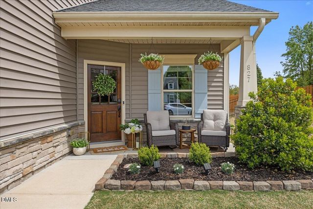 827 Tupelo Glen Court, Fuquay Varina, NC 27526