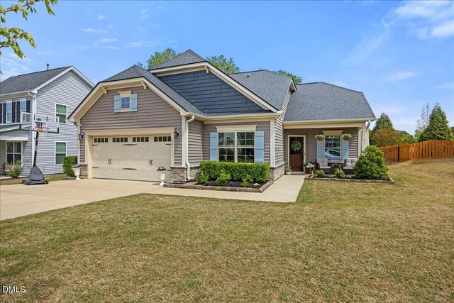 827 Tupelo Glen Court, Fuquay Varina, NC 27526