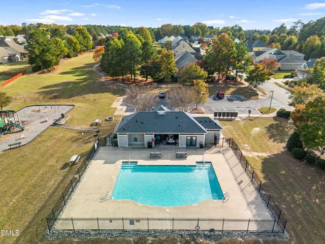 827 Tupelo Glen Court, Fuquay Varina, NC 27526