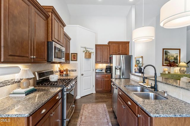 827 Tupelo Glen Court, Fuquay Varina, NC 27526