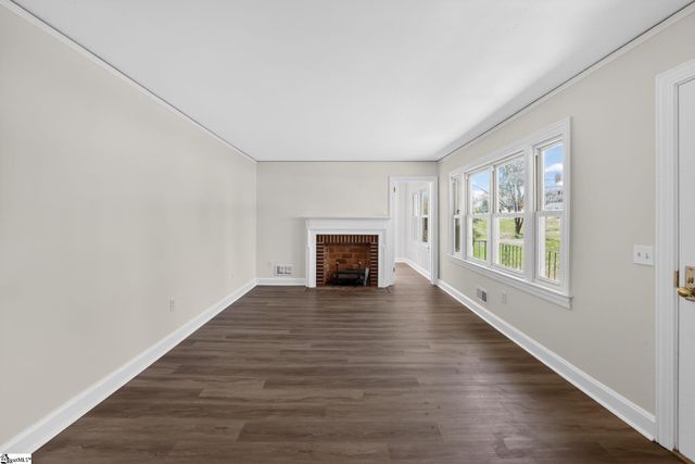 23 Springfield Avenue, Greenville, SC 29611