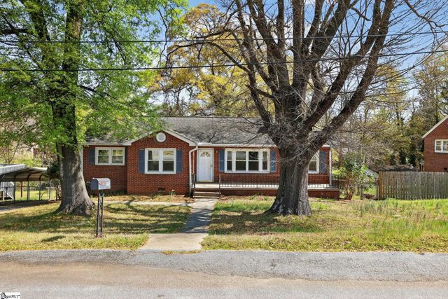 23 Springfield Avenue, Greenville, SC 29611